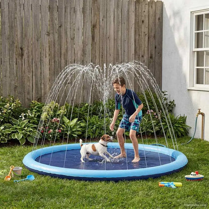 Tapis d'eau à jet AquaSplash installé dans un jardin